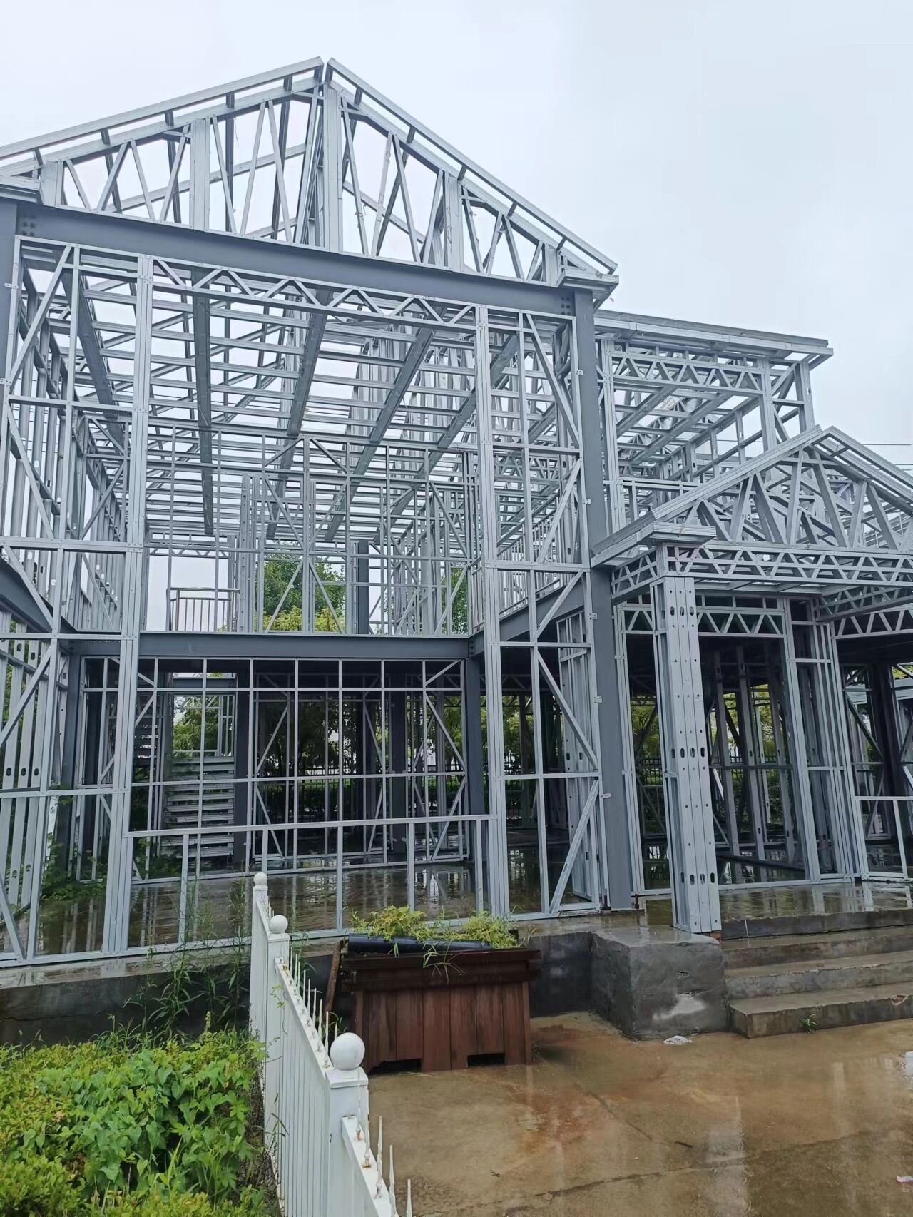 重轻钢结构农村建房