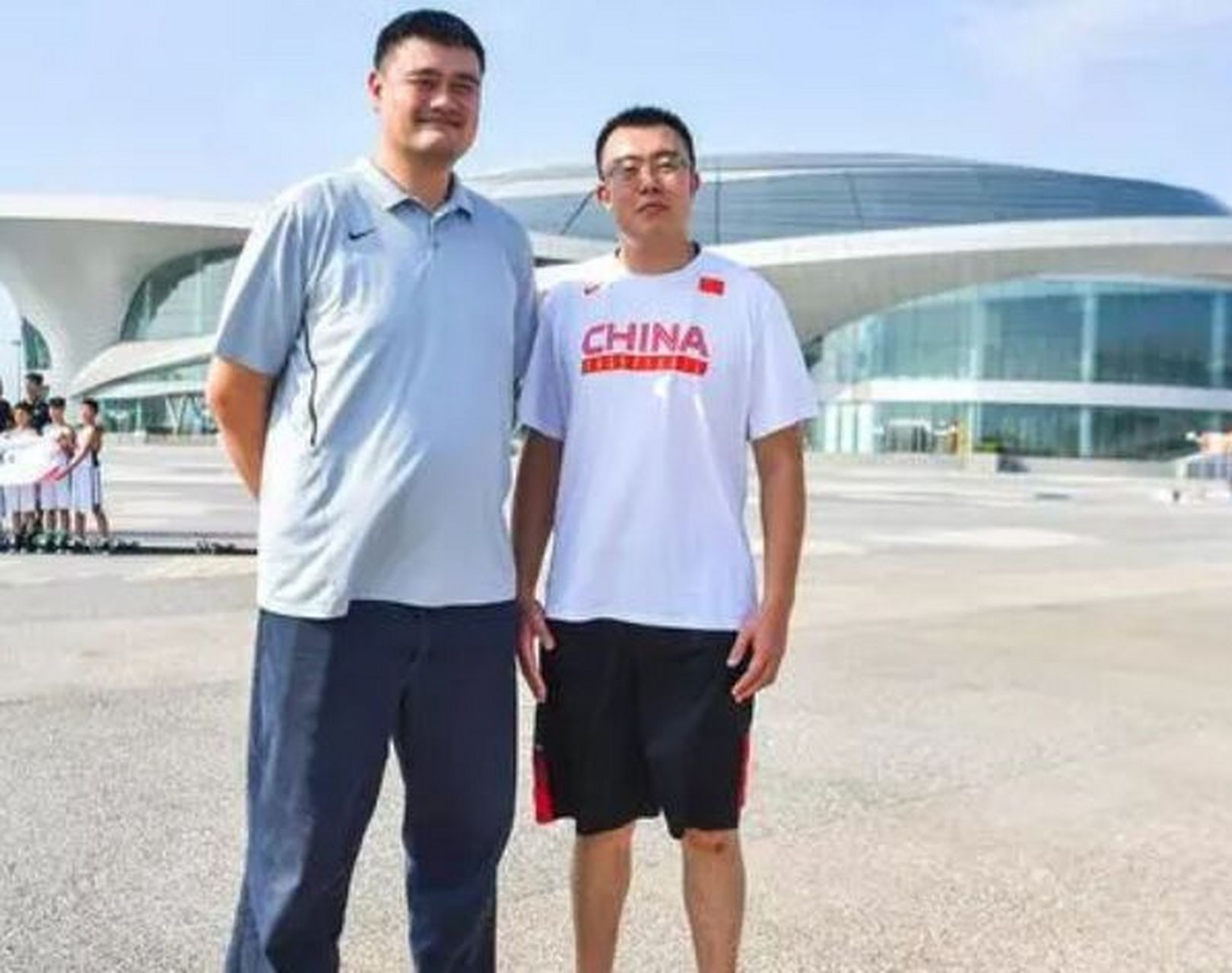 为何说姚明身高2米29并非空穴来风看了这 关于姚明身高,那是真的众说