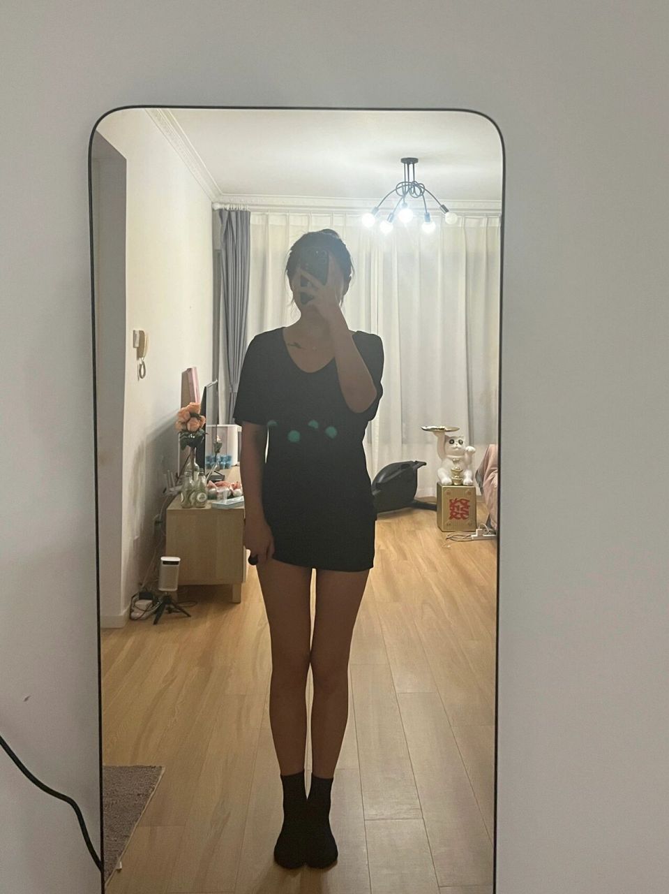 大腿围49,小腿31 现实生活中我朋友都觉得我比例蛮好的 量完发现,嗯