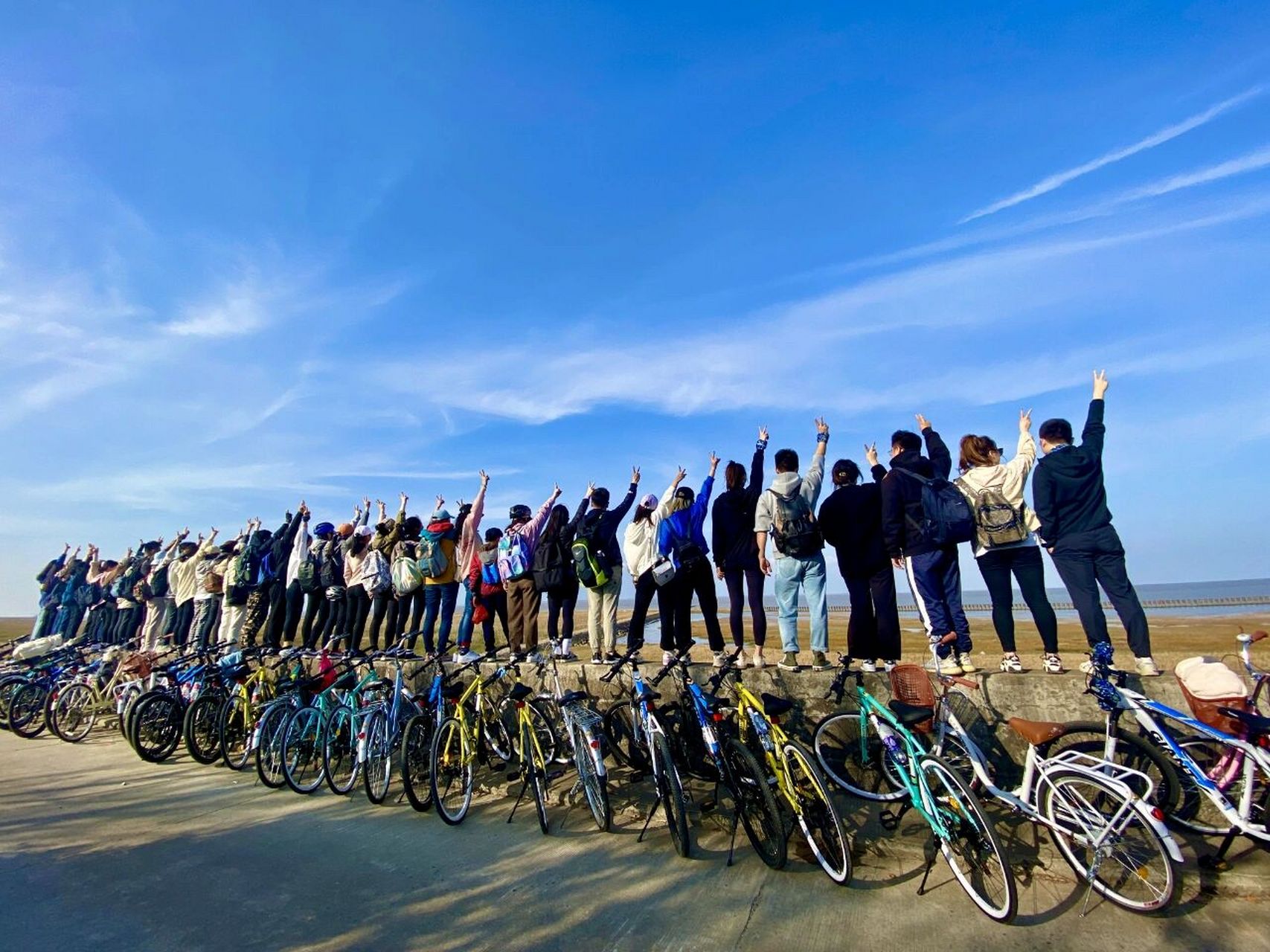 周日我们的一日横沙岛环岛骑行全程28公里,5小时慢慢骑行还不错的,挺