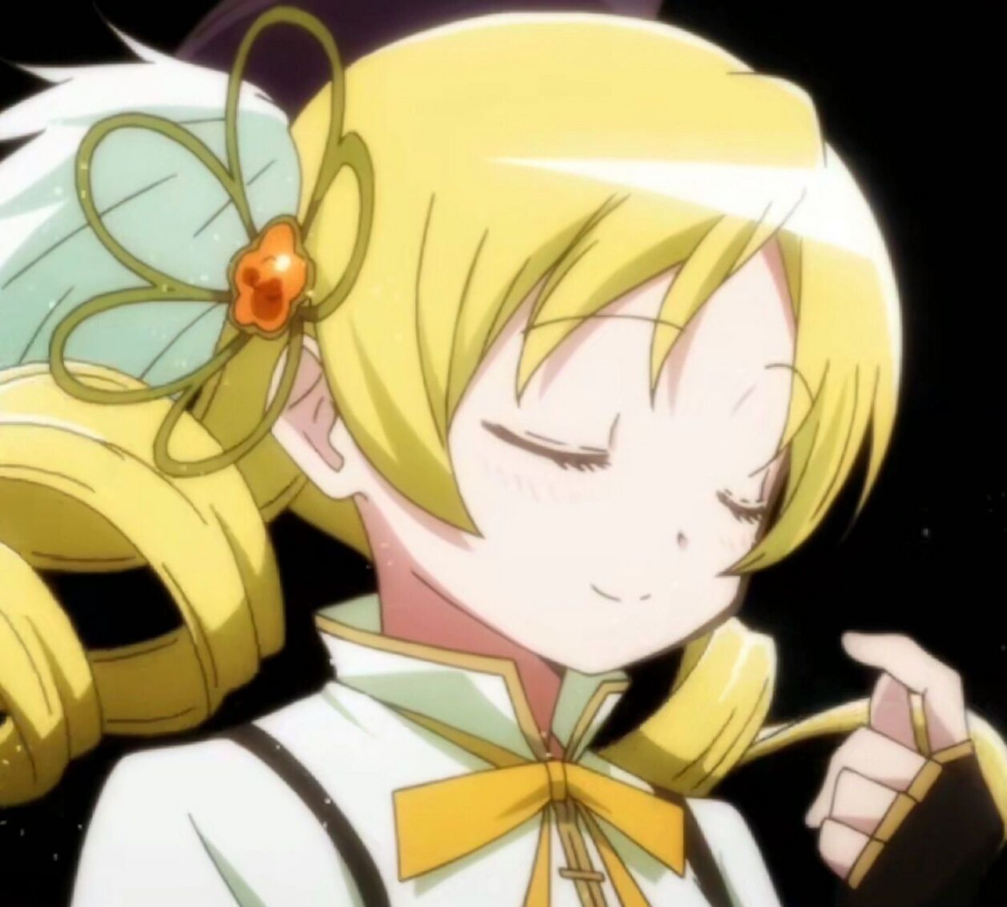 麻美学姐-自截头像90