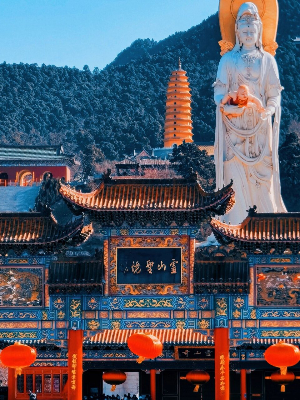 洛阳灵山寺 还记得小时候来这里感觉好远好远,现在再来这里五十分钟就