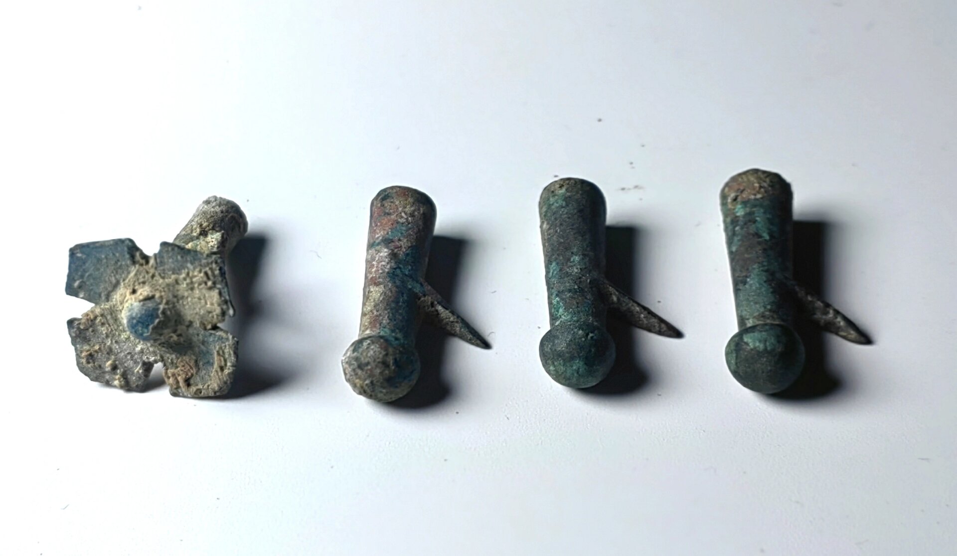 战汉青铜盖弓帽.长2.6cm. 260块