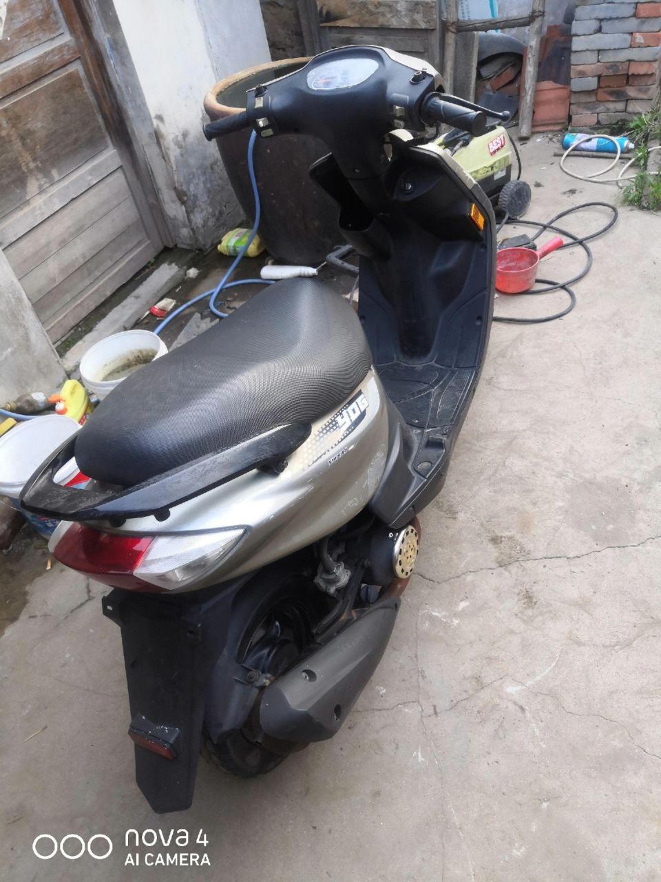 飞鹰雅马哈100,5wb进口机,声音超静.提速迅猛,便宜处理.