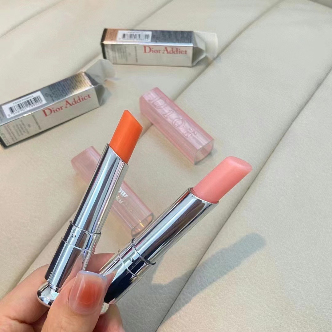 迪奥变色唇膏001试色(迪奥变色唇膏001和004怎么选) 迪奥变色唇膏001试色(迪奥变色唇膏001和004怎么选)