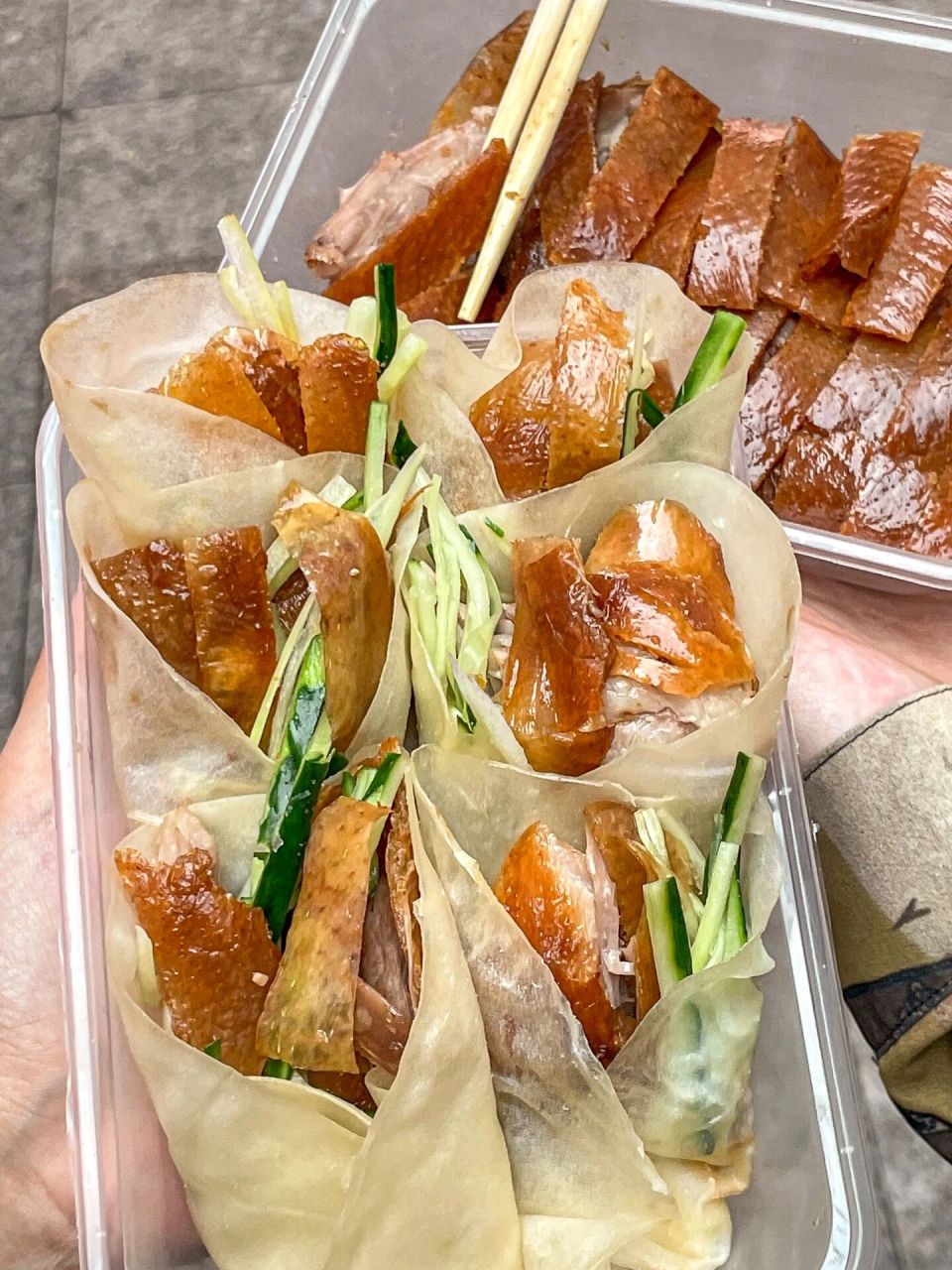 又发现了一家好吃的片皮烤鸭!香晕了! 南京这家北京烤鸭真的还不错耶