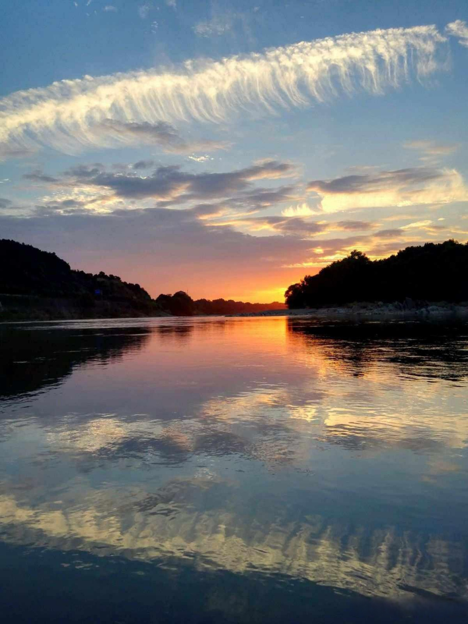 江河湖海汹涌澎湃图片图片