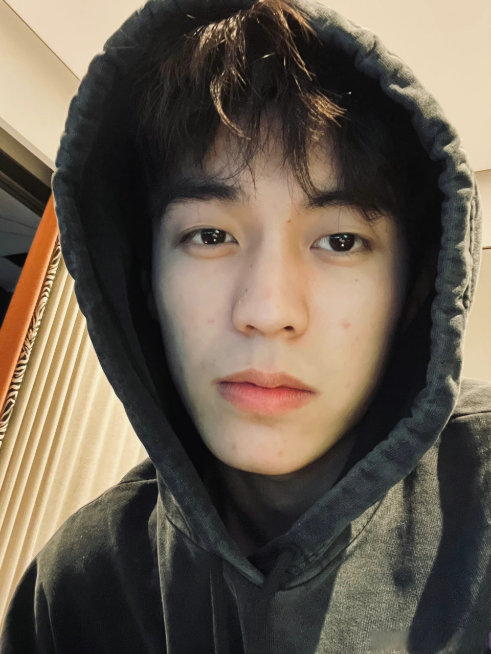 精品颜值 余庆伟