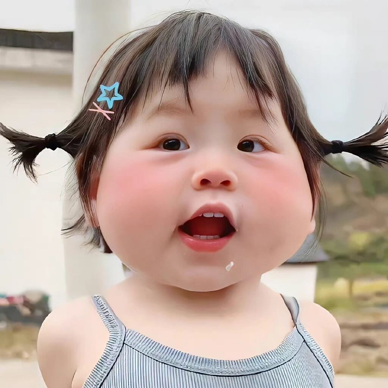 萌 你的可爱可以治愈一切不可爱 	 萌萌的小女孩头像 #可爱头像