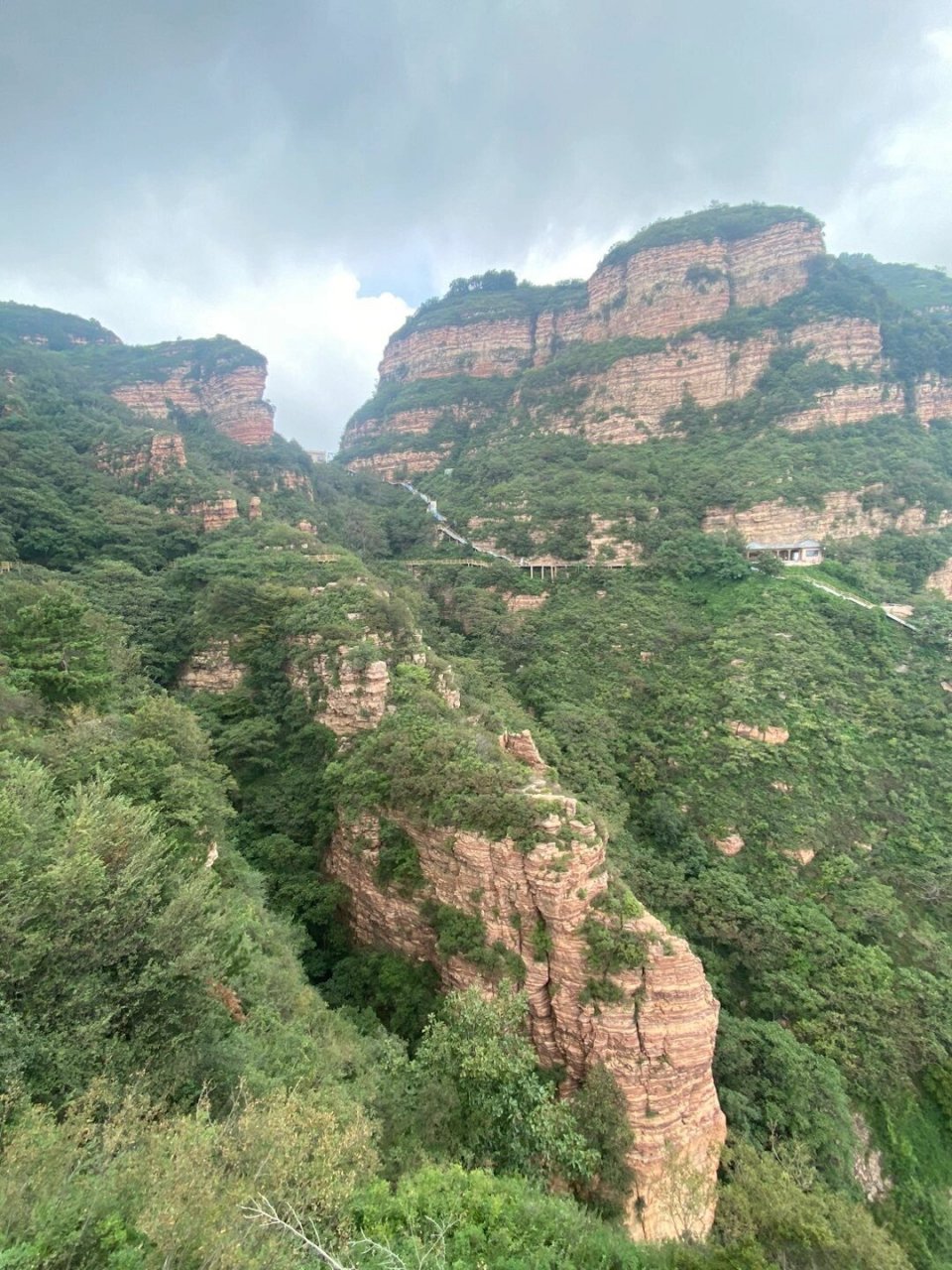 邯郸东太行景区(一) 河北省邯郸市东太行景区,因所处太行山东麓而得名