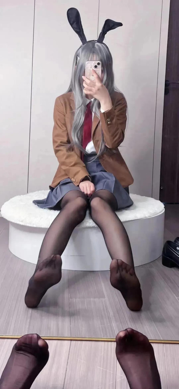 cos一下你的麻衣学姐