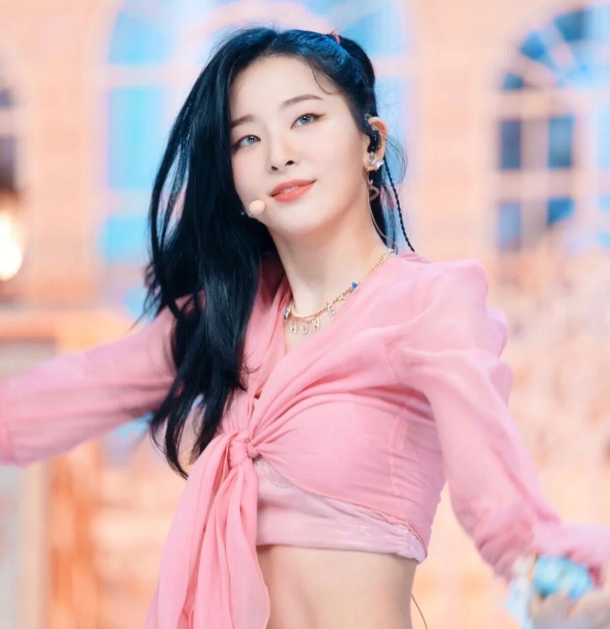 kpop人从来不缺头像,第二十五期姜涩琪 七腰真的细,ace真的很牛!