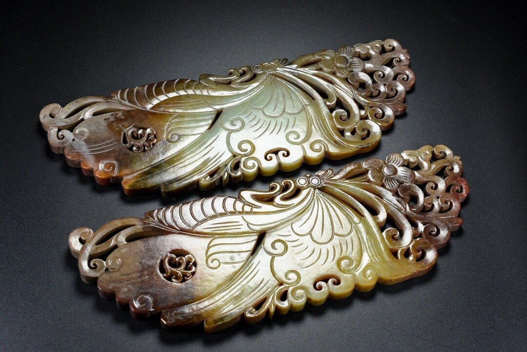 古玉老玉熟坑土沁红沁蝴蝶佩