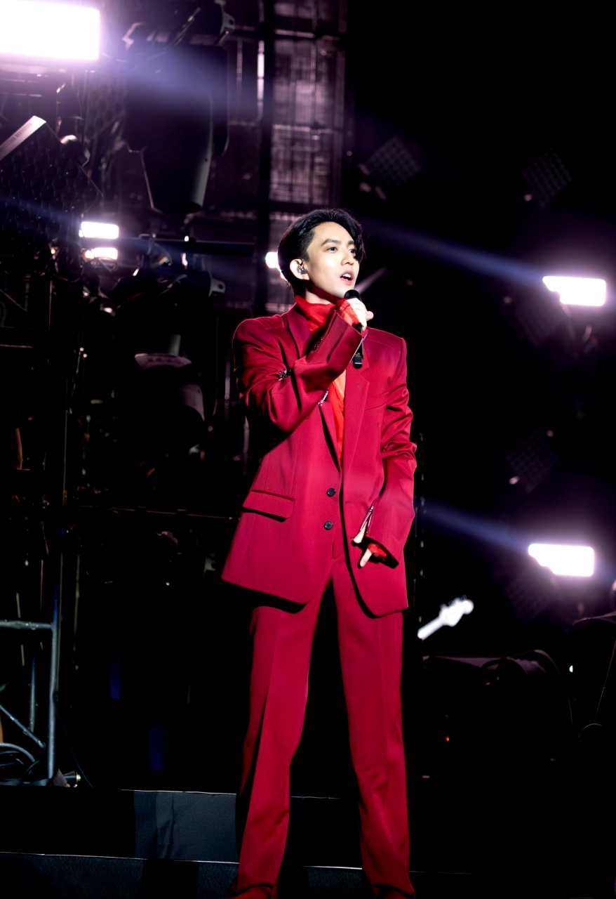 音乐节# 最近一直在关注@林宥嘉_yogalin 的动态,前几天他在广州的