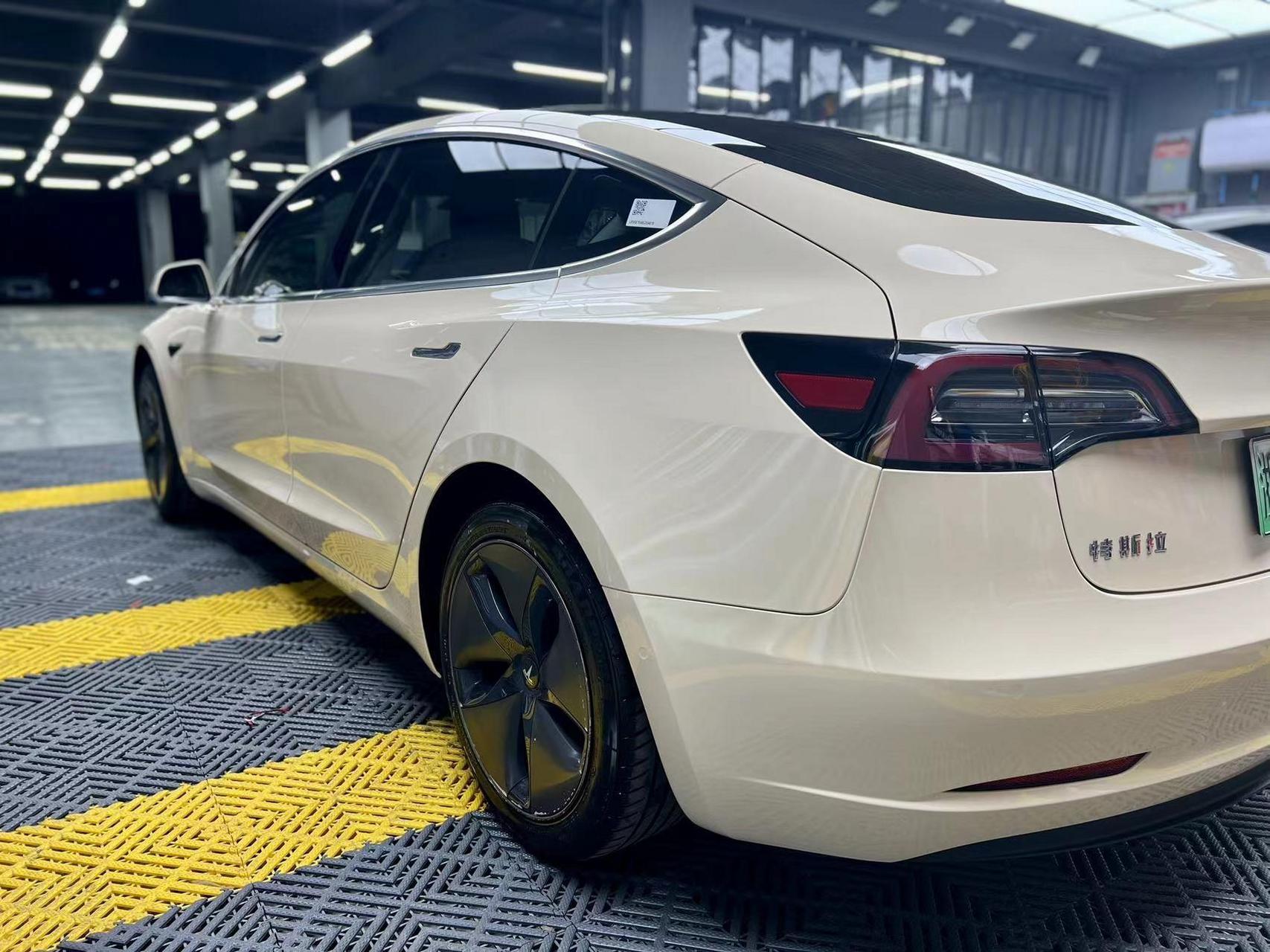 2023年最新水晶系列卡其米兰 特斯拉改色