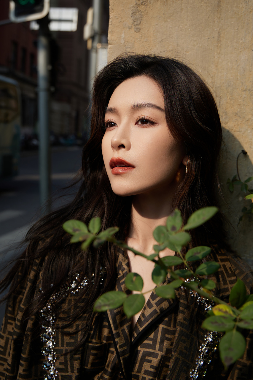 文咏珊 随心漫步,复古惬意,一起感受冬日阳光~ @文咏珊 受邀参加