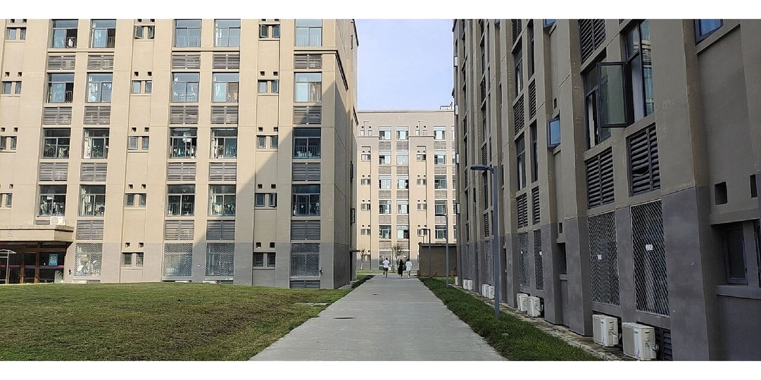 学校部分环境～成都银杏酒店管理学院 学弟学妹们可以看看,寝室楼和