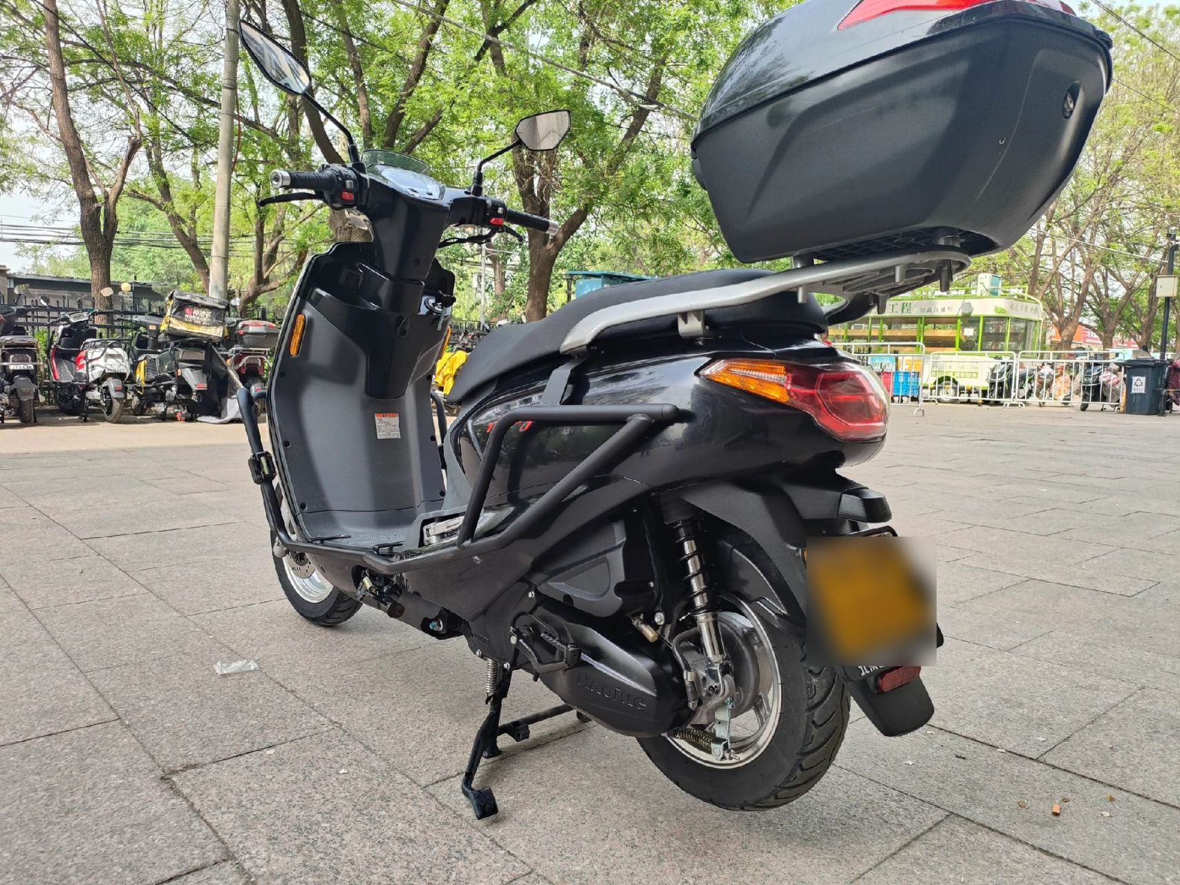 二手踏板京牌2022年豪爵萌哥5600元.