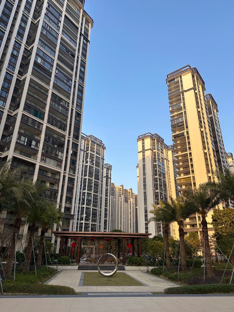 汕头东海岸买房这两个小区到底怎么选?