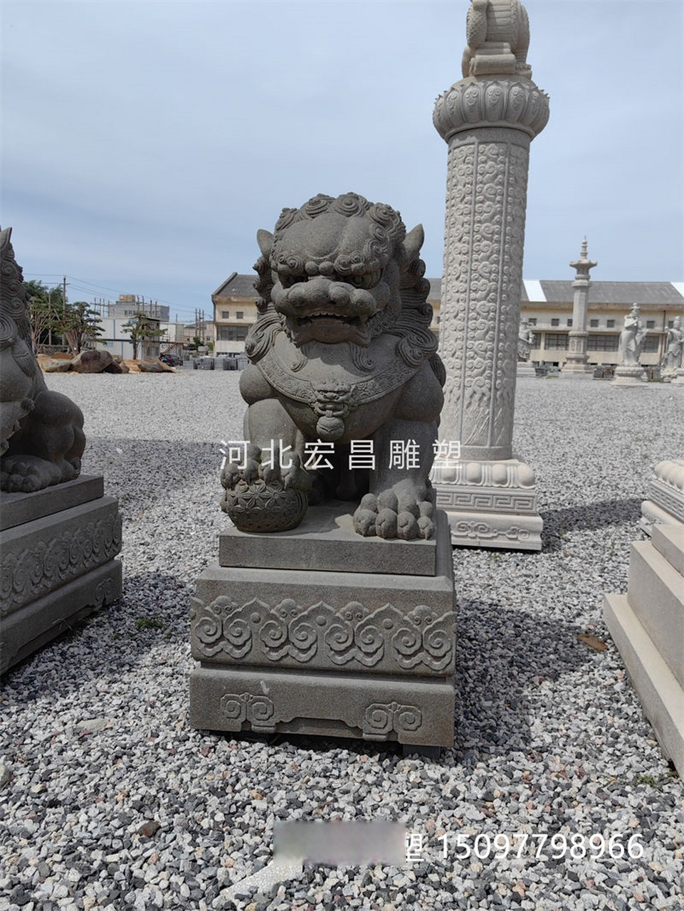 青石石狮子一对汉白玉石雕天然摆件大型开门镇宅招财家用石雕石狮子