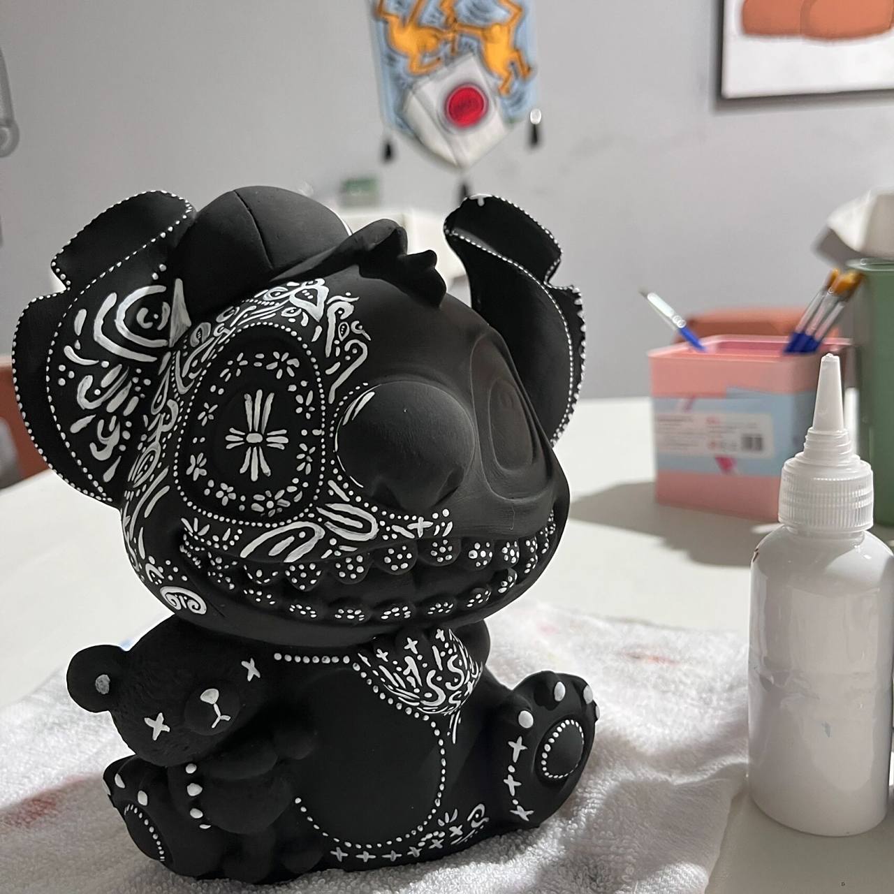 黑色系史迪仔石膏娃娃 由于疫情,本店特此推出"涂色石膏娃娃带回家"