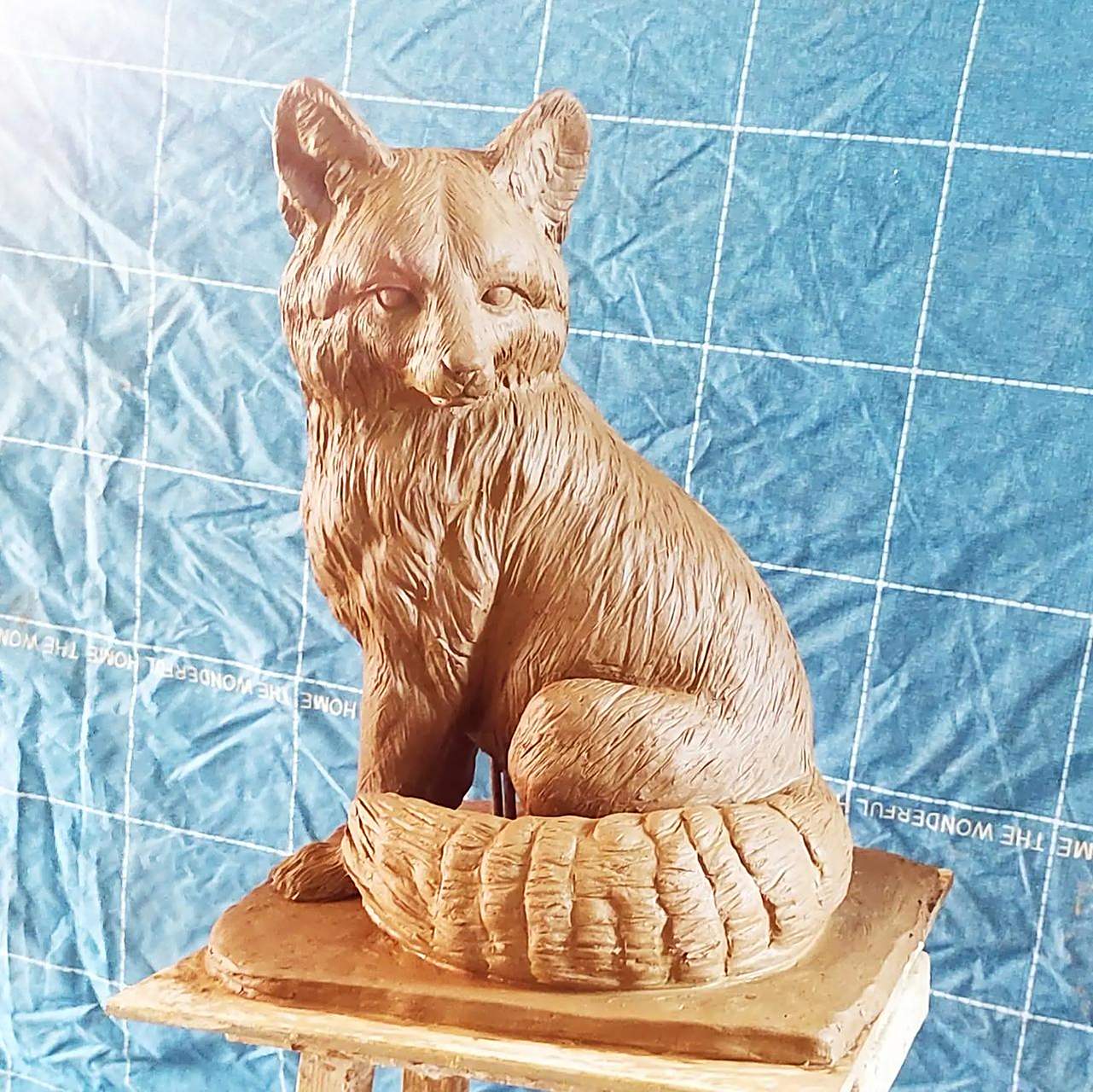 丰富的艺术形式,主要通过雕塑艺术家对动物形象的细节把握和形象塑造