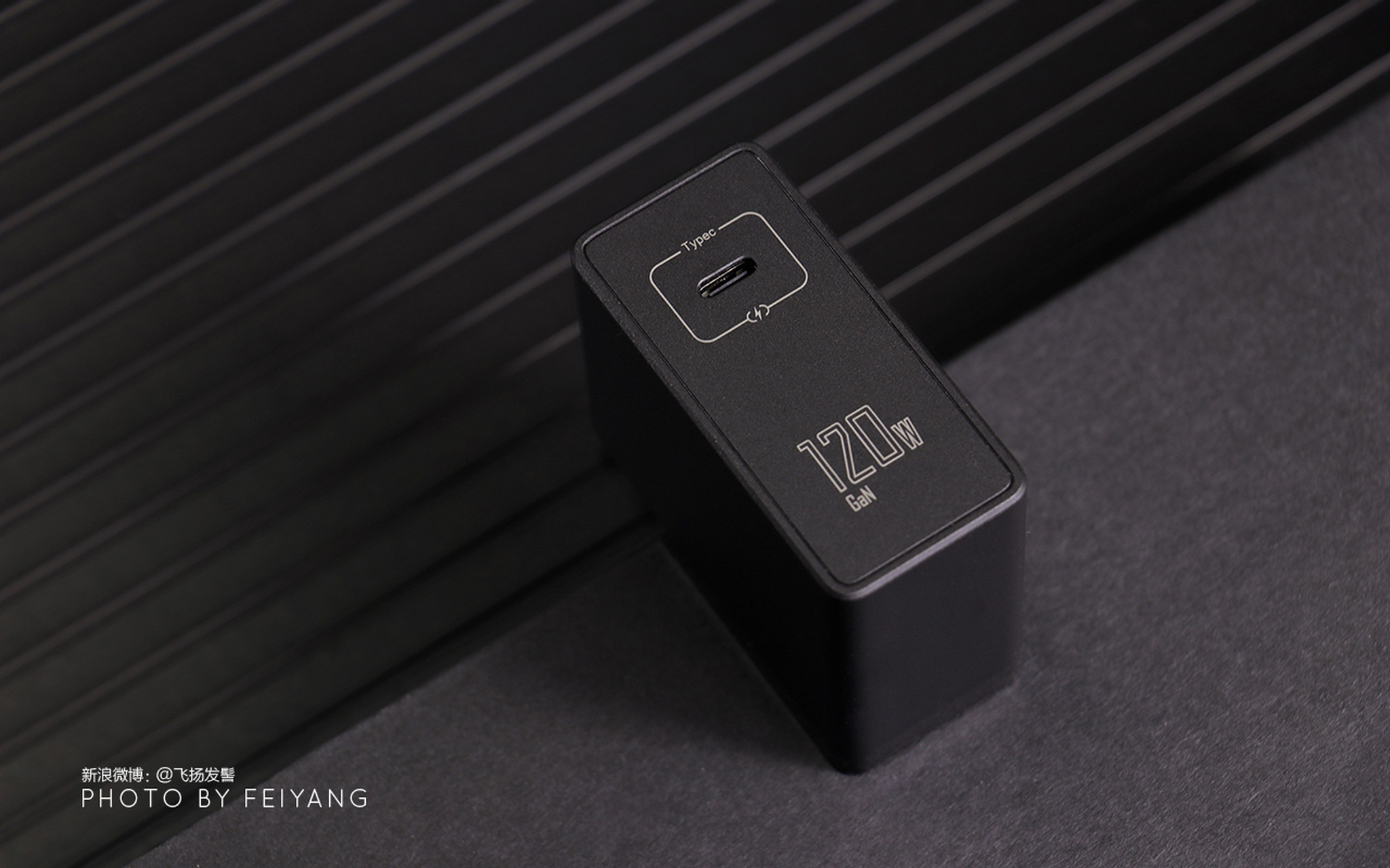 出品的#努比亚z30pro#星际银真机美图,锋芒内敛,大气不凡![good]