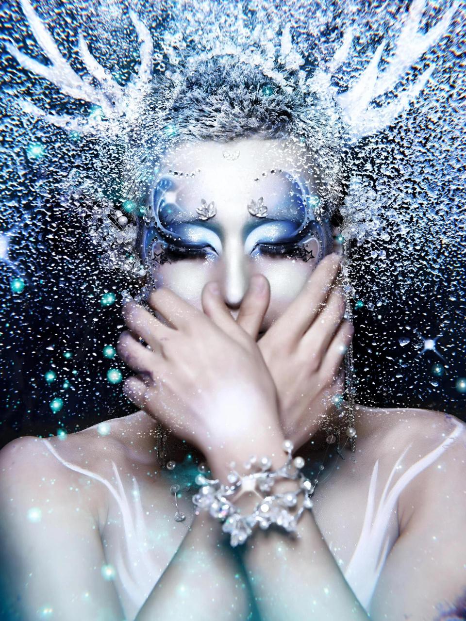 舞台妆# #舞台妆彩绘# #身体彩绘# #人体彩绘# #梦幻妆# #创意舞台妆