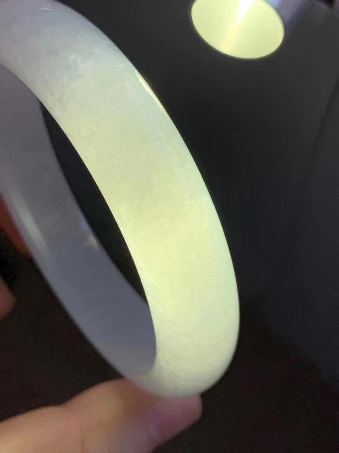 翡翠手镯的棉线,纹 ,裂,你能分得清吗