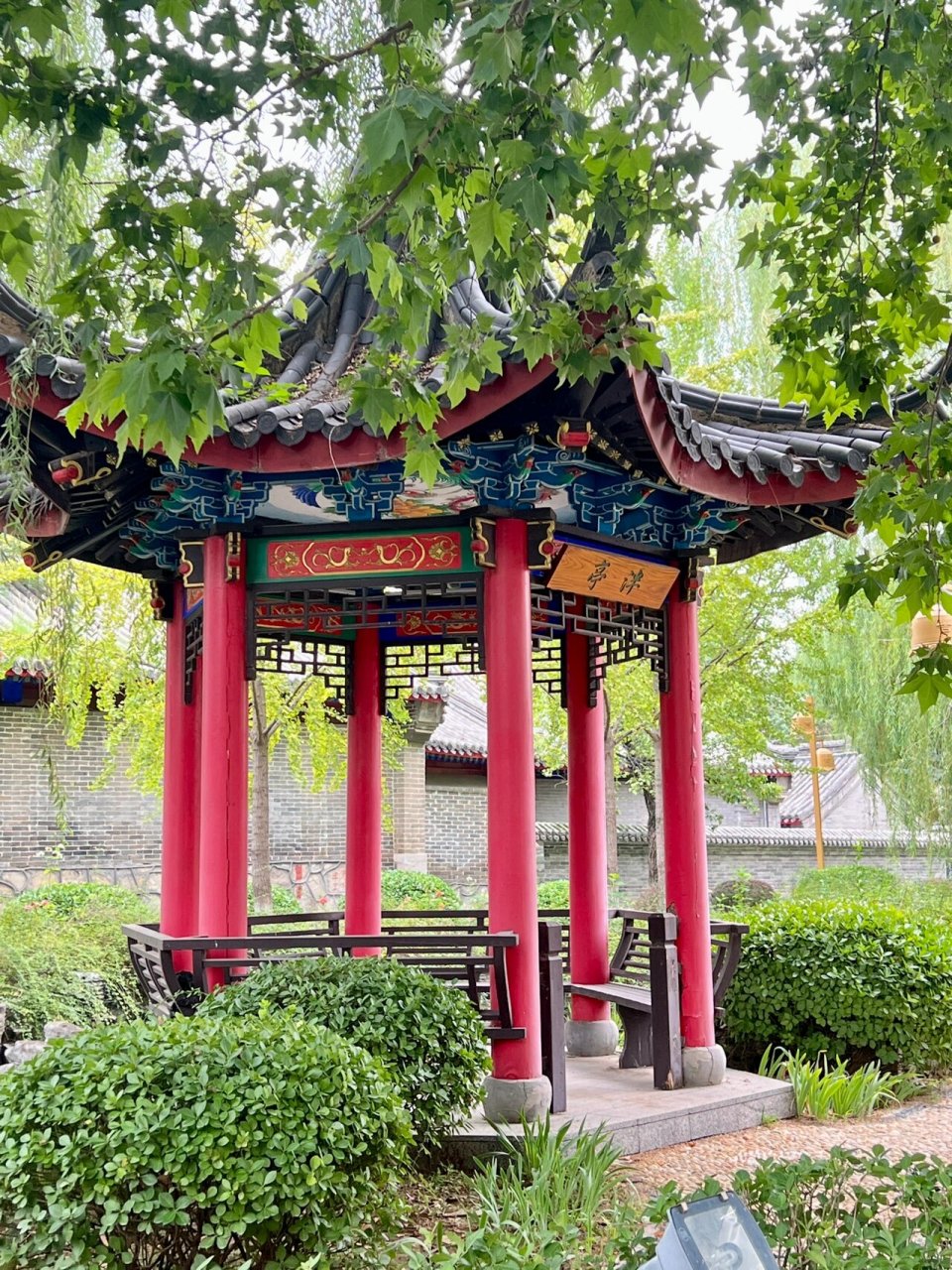 牛栏山一中里的元圣宫 送儿子去新高一报到,终于可以逛一下牛栏山一中