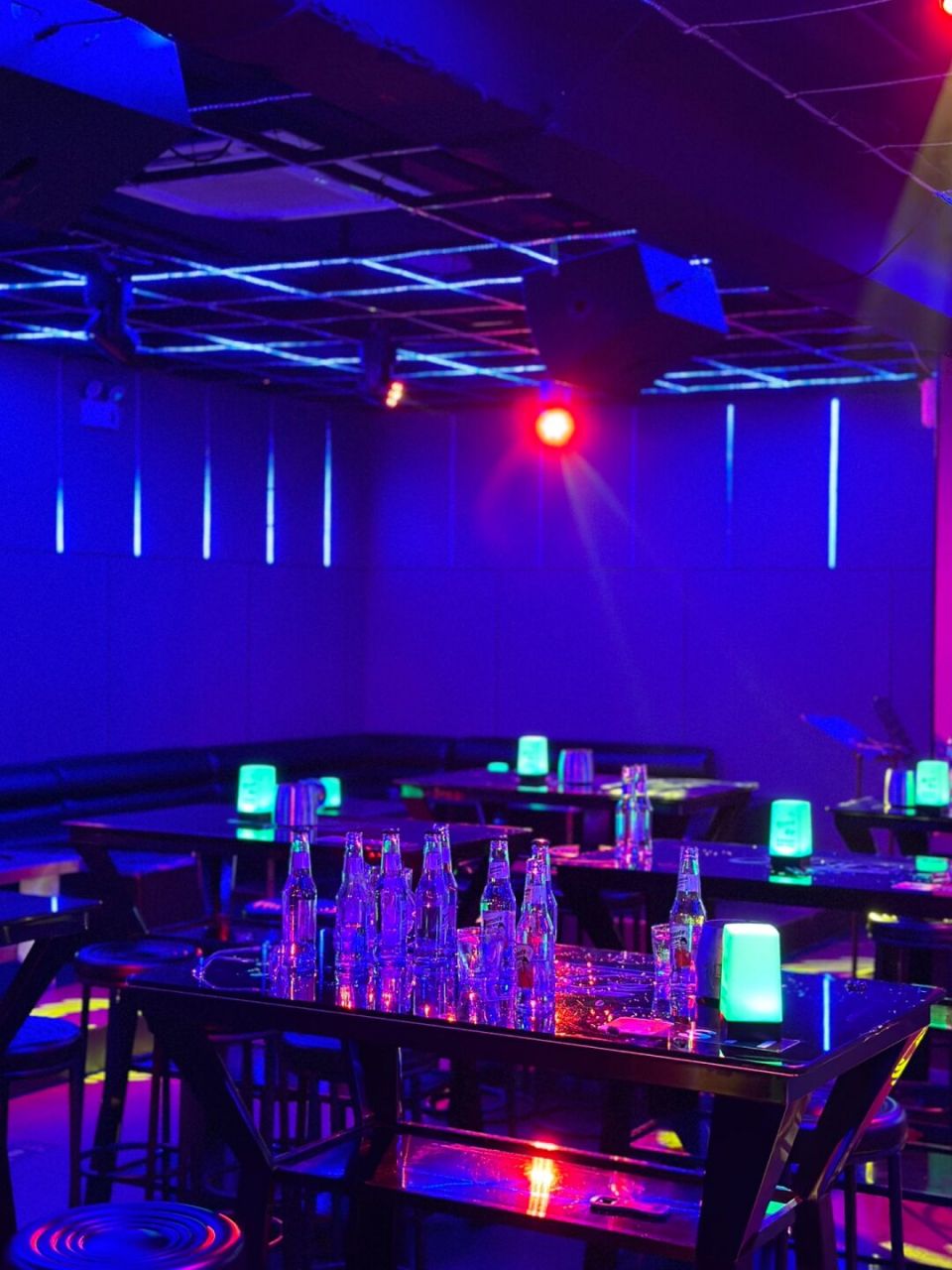 在菏泽|这家新酒吧好喝又好看 不错,很喜欢这里 环境超棒,本来我是不