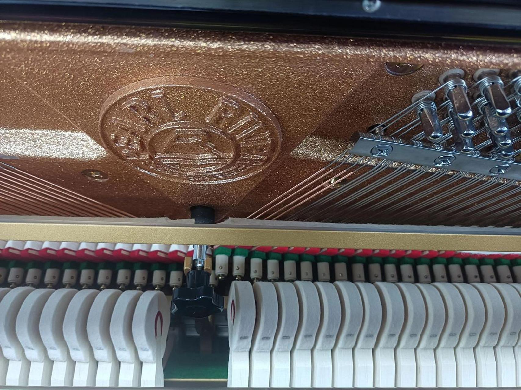 准新珠江钢琴c1,能省大几千.音色明亮,手感适中!