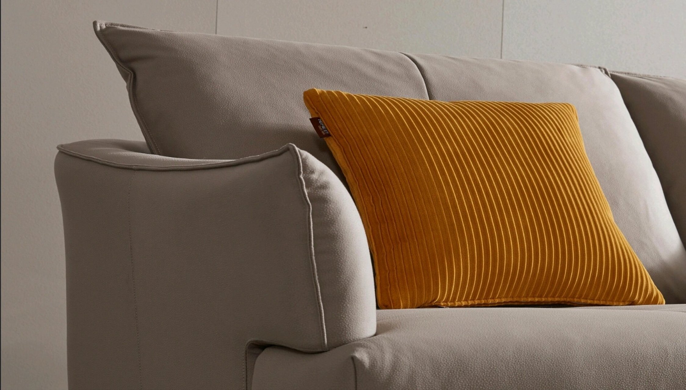 超爱的时尚科技布沙发@米斐家居 一款白看不腻的沙发   从推出到现在