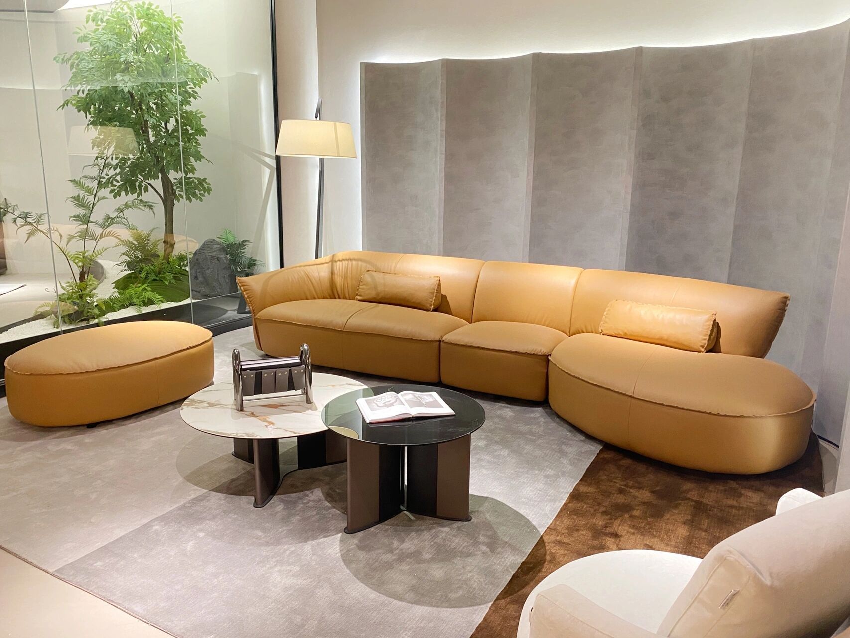 慕驰家居-真皮沙发0915 关于慕驰 慕驰 家居2011年正式由之前单一