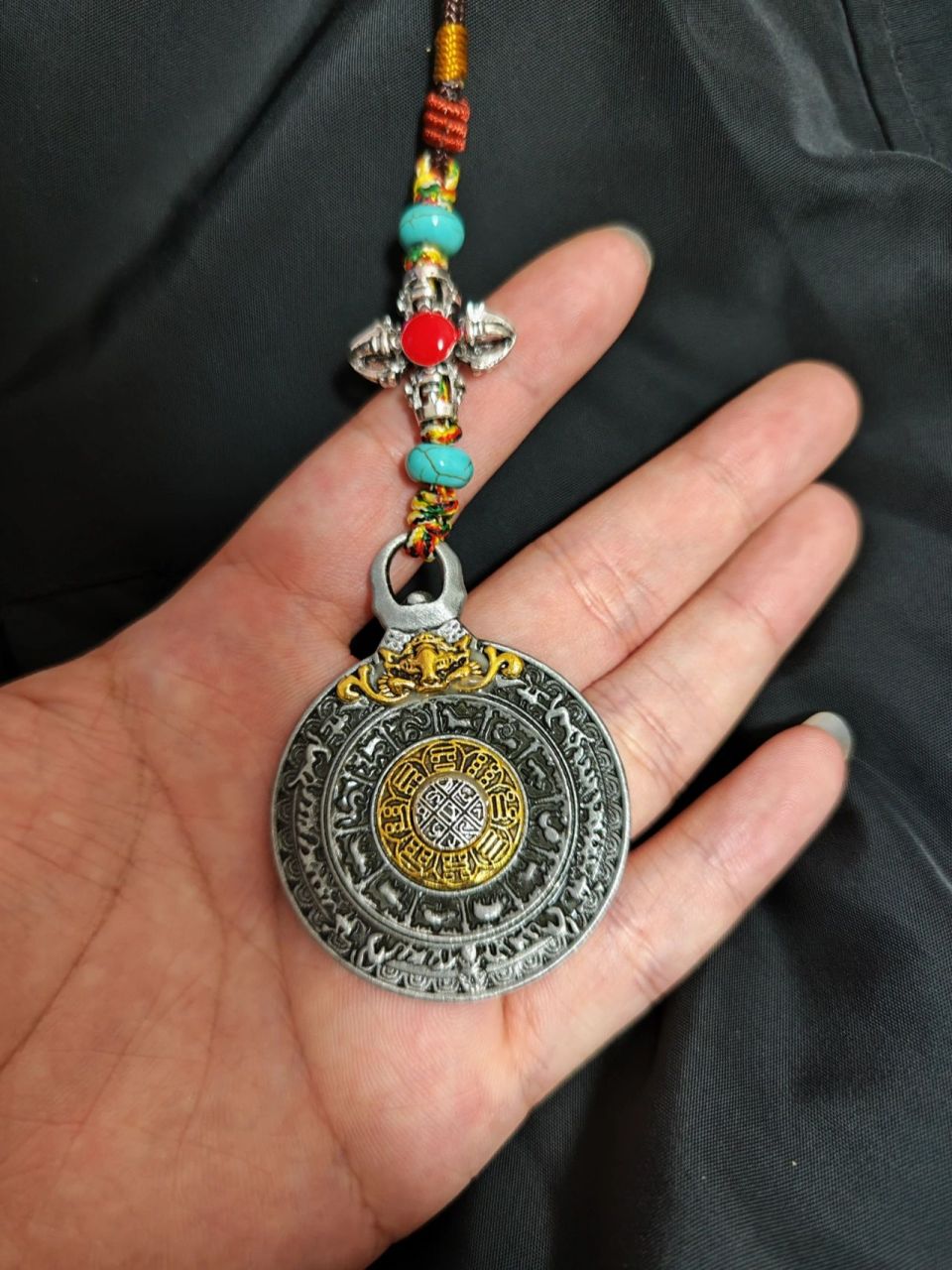 九宫八卦牌 九宫八卦牌,男女皆可佩戴,驱邪化煞:九宫八卦牌它结合了