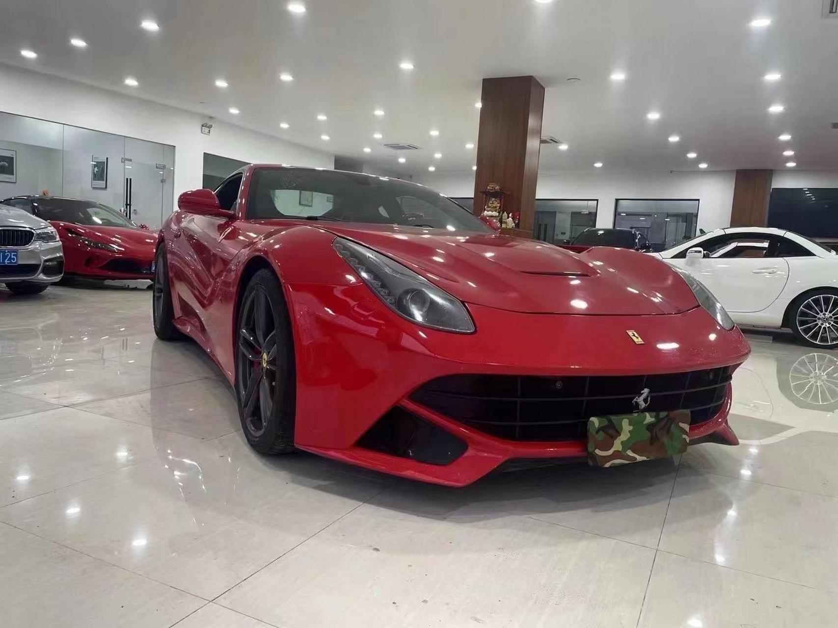 14年 法拉利f12  6.3l v12  性能猛兽 亏本处理109.