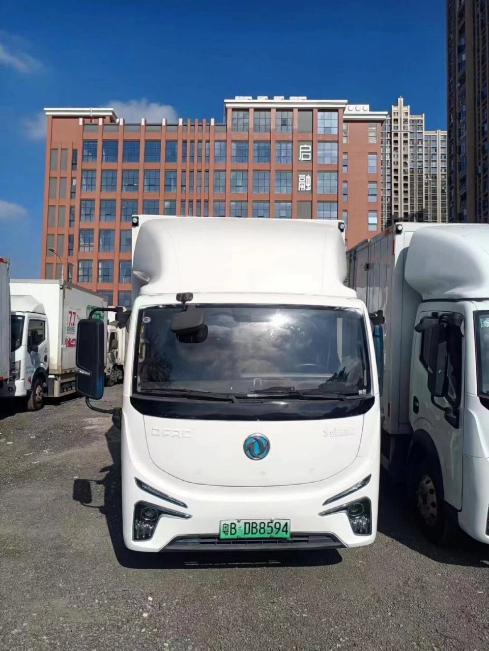 货拉拉租车 省省回头车 新能源轻卡货车 97双11租车活动火爆开启