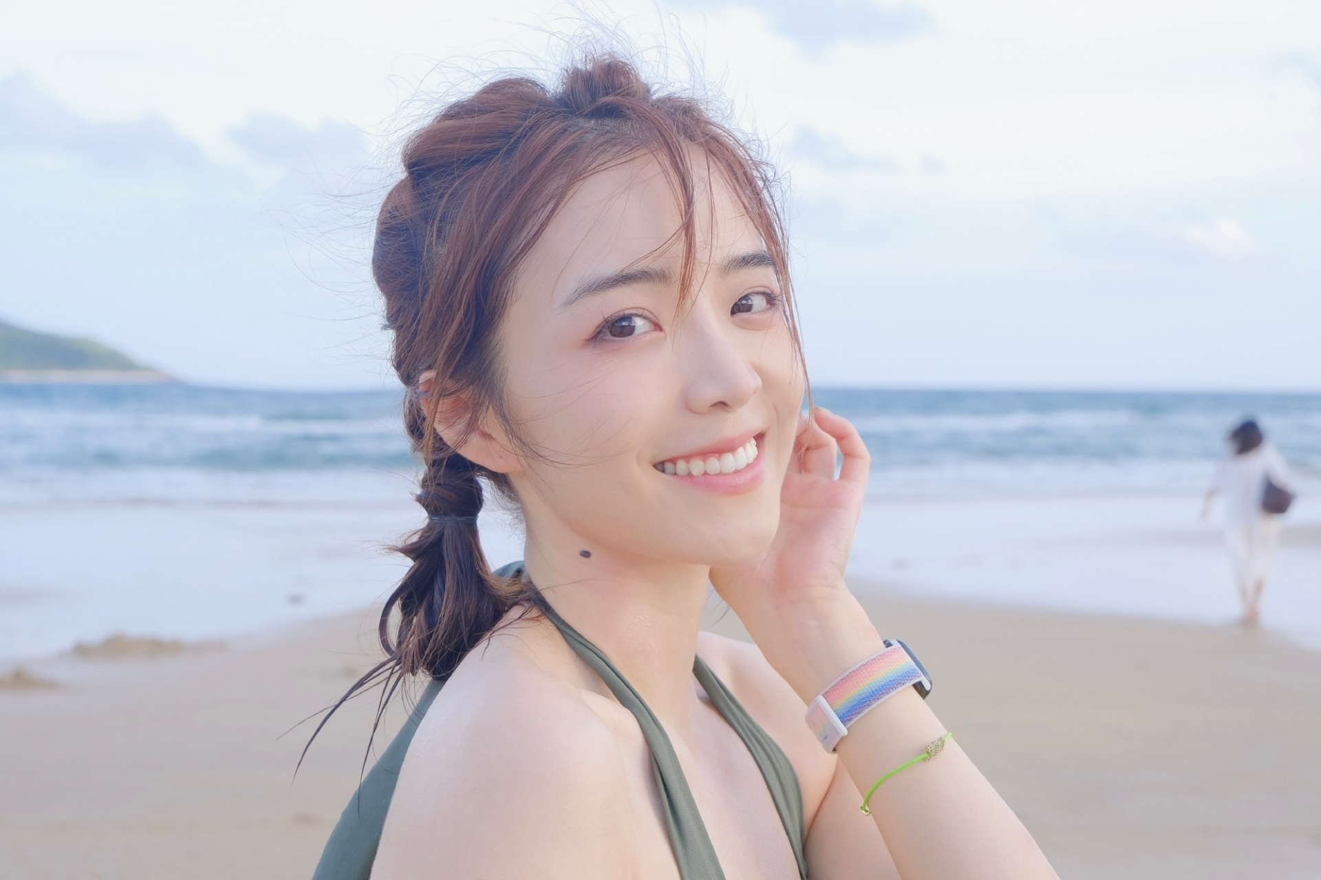 余霜姐姐泳装好美