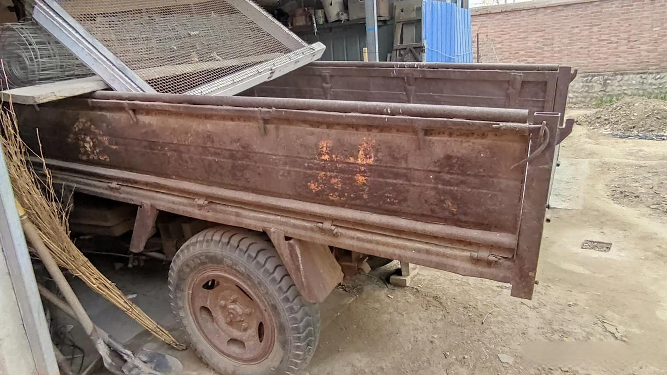 我家的金蛙农用三轮车,这车质量杠杠的.