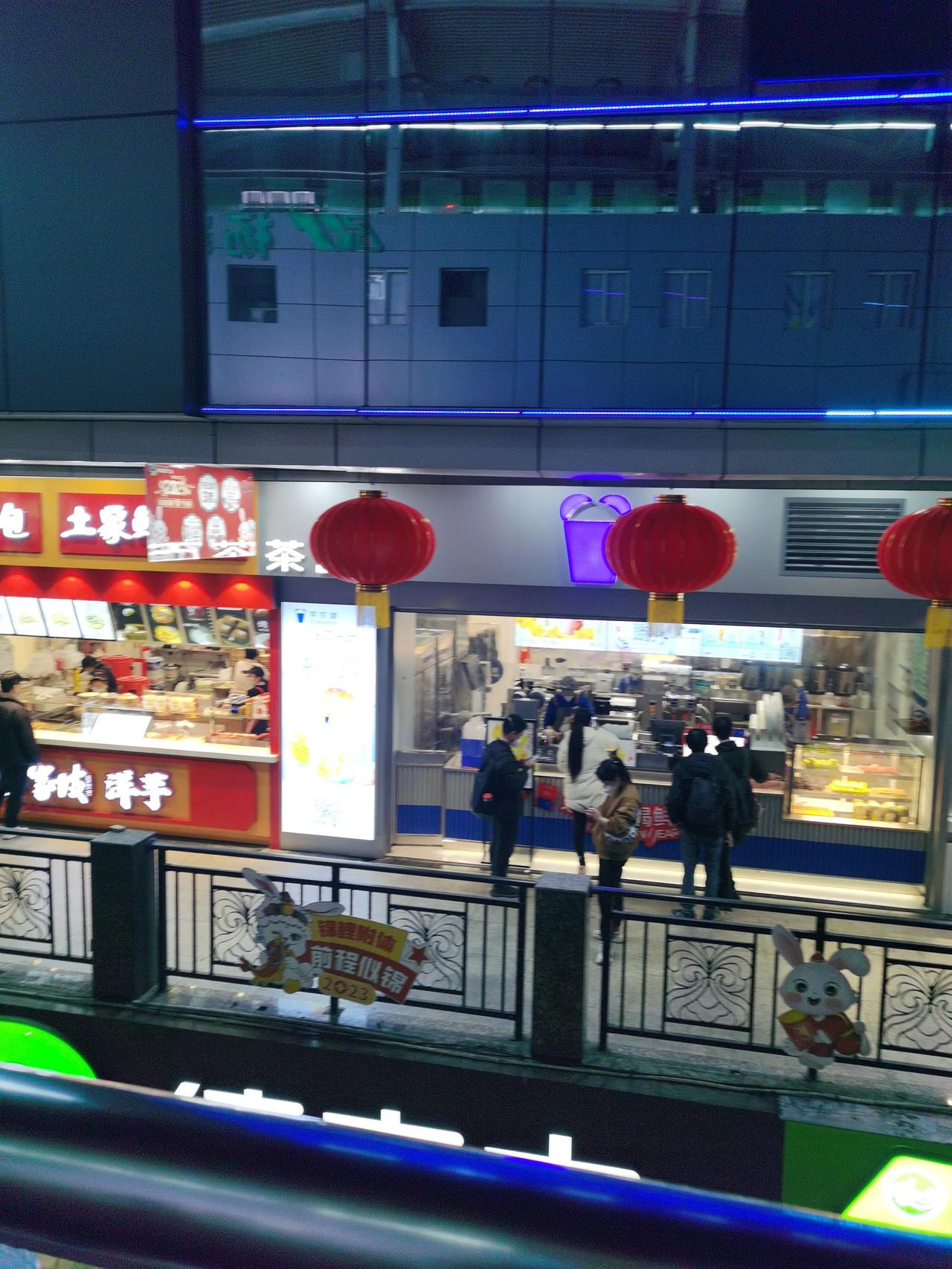 杨家坪开了十多年的富安百货,已.@彬仔说事儿的动态