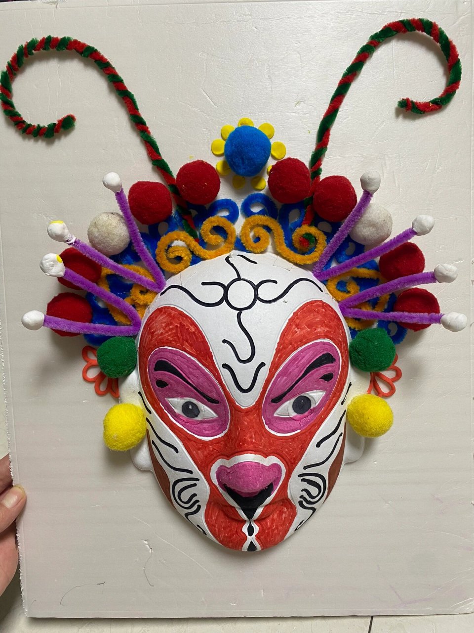 孙悟空戏曲面具 幼儿园小朋友的戏曲作业,挑了一个孙悟空.