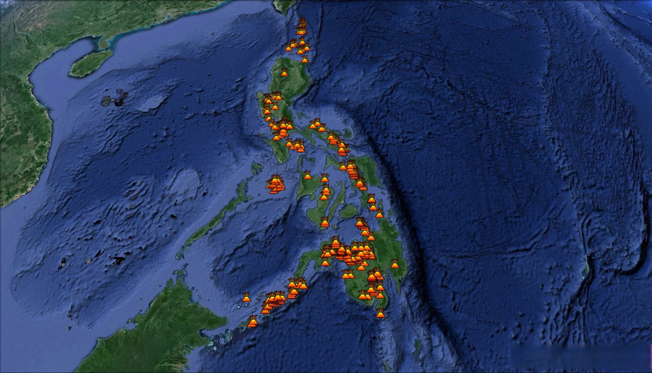 菲律宾是一个火山活动极为频繁的国家,其境内分布着超过200座火山