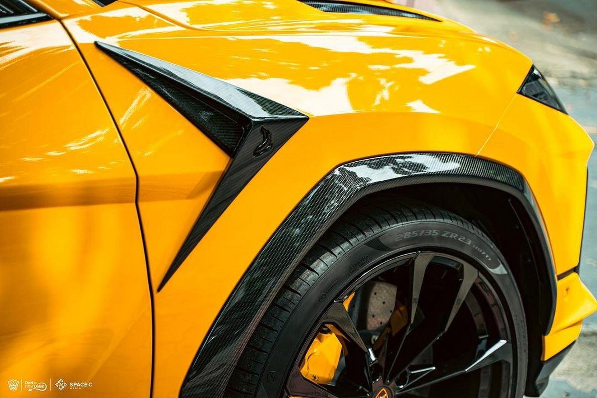 兰博基尼urus改装topcar干碳套件.