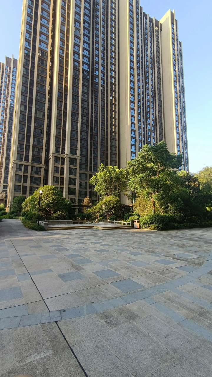 湘潭头条 又来天元广场,目前这个小区装修的业主不多,因为该装的都装