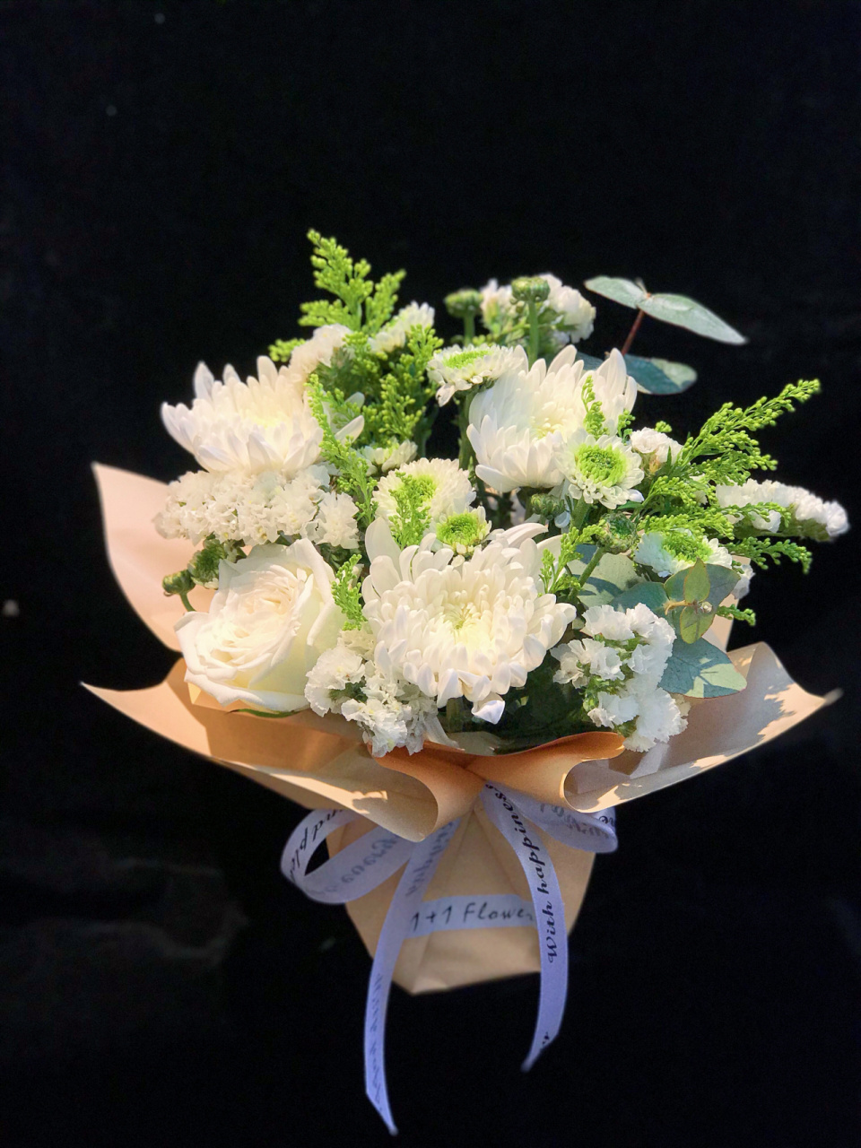 祭祀菊花清明节白菊 以花寄相思,爱无止息 鲜花是来自大自然的精灵 是