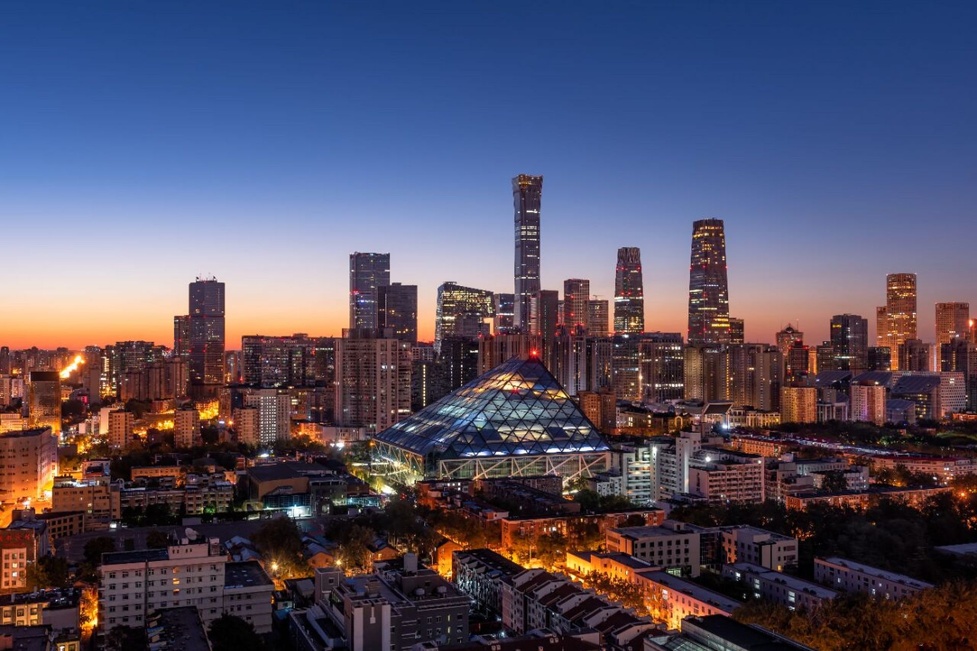 9张照片,记录如今祖国繁华的城市夜景!