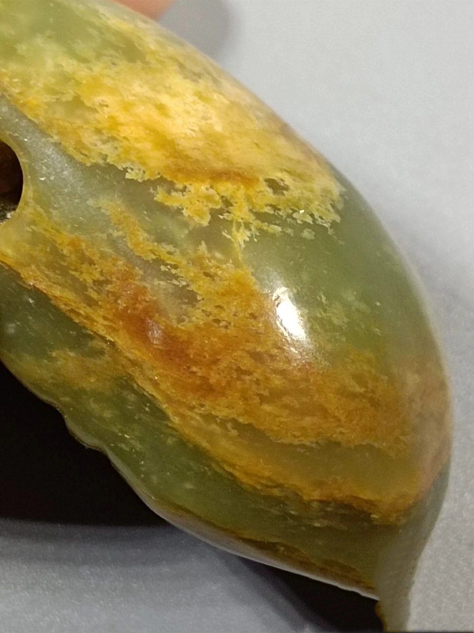 红山文化大眼玉蝉 红山文化玉蝉,呈现典型的蝉形,身体短胖,大眼圆鼓