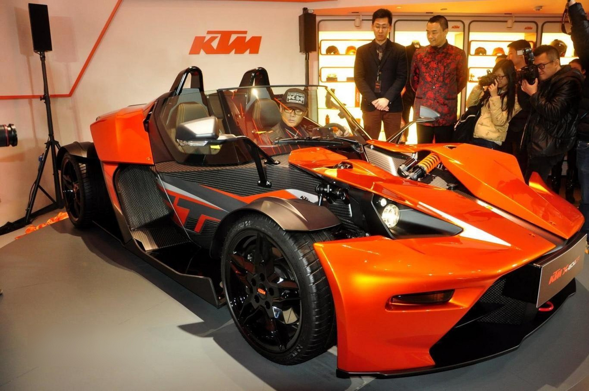 "  走在路上,你很容易就能分辨出ktm x