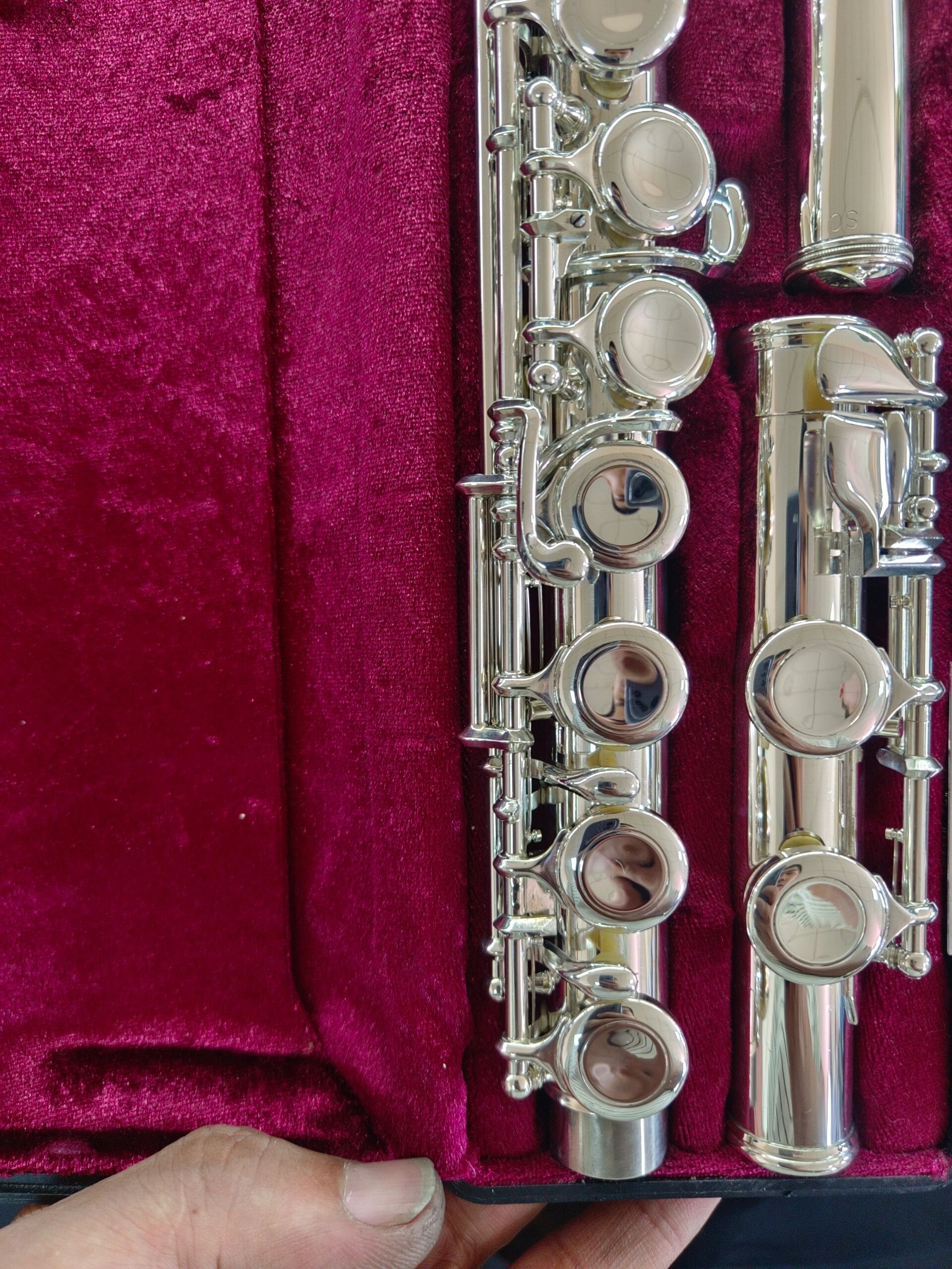 杰普特长笛700ec 杰普特长笛 700 ec,sc纯银吹口,初学很不错的选择