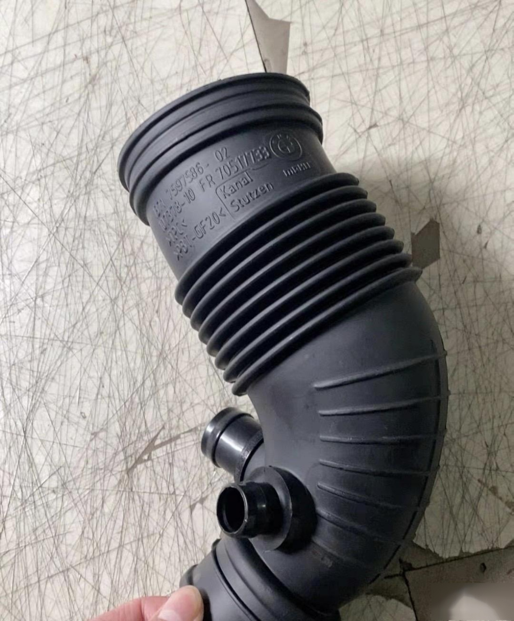 原厂涡轮增压进气管 宝马涡轮进气软管  适用宝马n20 n13发动机 x1 x3